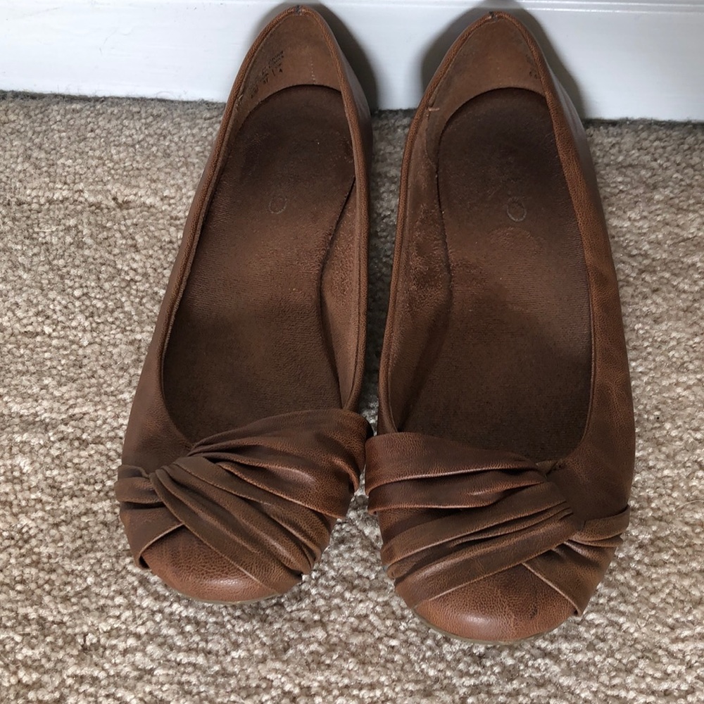 Aldo Brown Ballet Flats